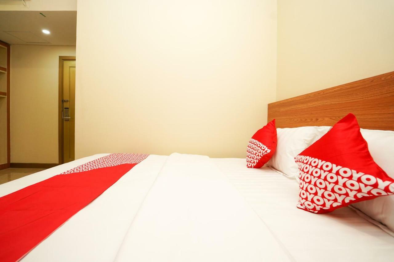 โอโย 1330 โฮเต็ล จาฮายา 3 Hotel สุราบายา ภายนอก รูปภาพ
